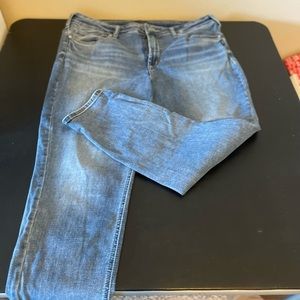 Maurice’s Silver Suki Skinny Jeans. Size 18.